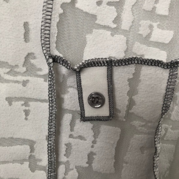 Funky Grey and White Shirt - Picture 4 of 6